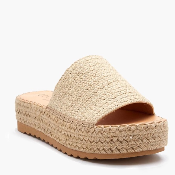 Tuckernuck Shoes - MATISSE

Natural Del Mar Sandals